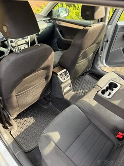 ŠKODA Octavia Combi 1.6 TDI / 77 kW Elegance (2015) - 7