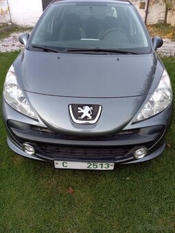 Peugeot 207 1,4 i - 7