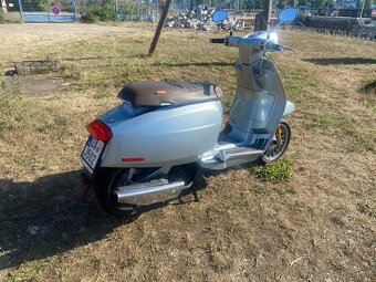 Lambretta V200 Special - design by Vespa - 7