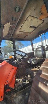 Zetor 5211 s přední radlicí a navijákem - 7