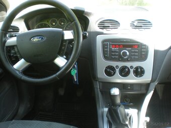 Ford Focus kombi 1,6 benzín - 7