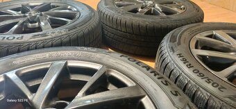 Predám zimnú sadu orig. Mazda 5x114,3 ,205/60 R16 , 7,5mm - 7
