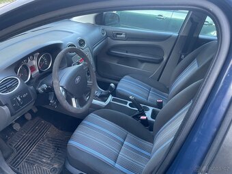 Ford Focus 1.6 tdci combi Na nahradni dily - 7