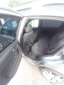Alfa Romeo 147 1.9 110 KW - 7