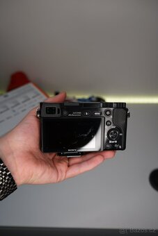 Sony alpha a6000 + dva objektivy ZÁRUKA - 7