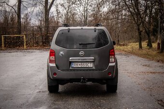 Nissan Pathfinder 2.5 dCi – 128 kW - 7
