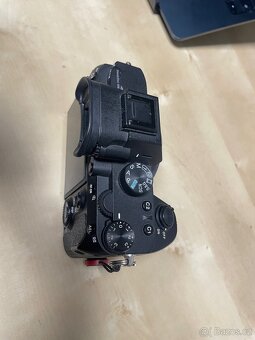 Sony A7III - 7