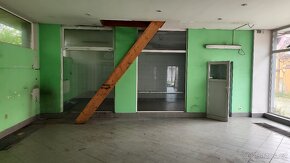 Prodejní pavilon autosalonu a průmyslová prodejna - 7