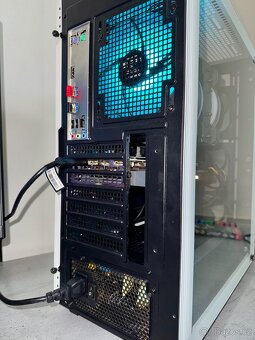 HERNÍ PC SESTAVA R5 5500/32GB RAM/RTX 3070/1TB SSD - 7