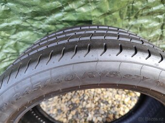 Letní pneu 245/40/18 - 7
