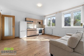Pronájem, byt 2+kk, 50 m2 + terasa 16 m2 + parkovací místo - - 7