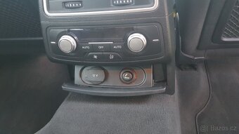A6 Avant 3.0 tdi manuál - 7