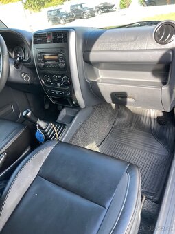Suzuki Jimny 1.3i. Facelift 2013 - 7