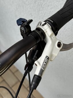 Prémiévé značkové krosové kolo Specialized Crosstrail PRO - 7