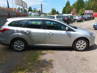 Ford Focus IQDB1L - 7