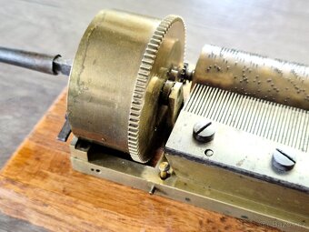 Raritní hudební mechanizmus Willenbacher & Rzebitschek, 1840 - 7