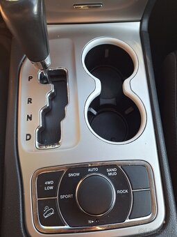 Jeep Grand Cherokee - 7
