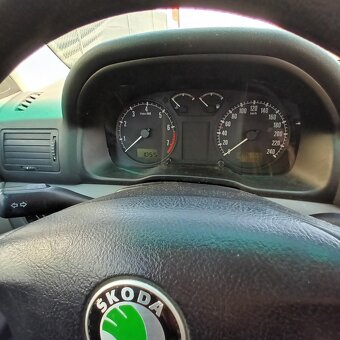 Prodám Škoda Octavia kombi 1.6 - 7