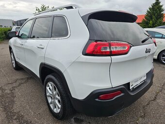JEEP CHEROKEE 2016 3.2 V6 202kW LATITUDE,NAJETO 100 000KM - 7