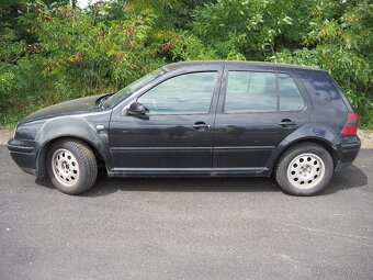 Volkswagen Golf 1.6 KLIMA, TP DE, ZÁVADA - 7
