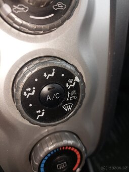 Toyota yaris Top - 7