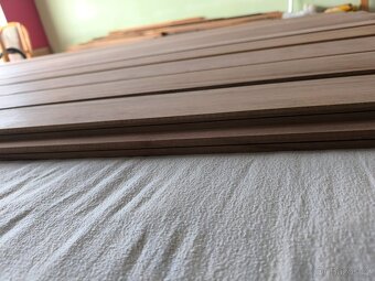 Prodám masivní ořechové obklady. - 7