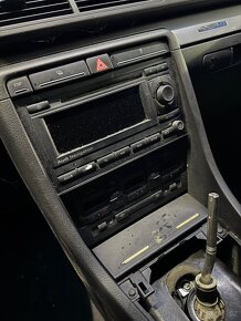 Audi a4 b7 2.0 tdi 125kw BRD quattro s-line xenon navi - 7