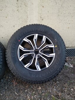 Prodám pneumatiky yokohama geolandar R16 na discích arceo - 7
