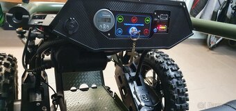 Terénny vozik 4x4 rýchlosť 12Km/h dojazd 70Km - 7