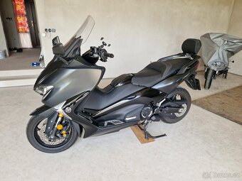 Skútr Yamaha T max 530 DX. - 7