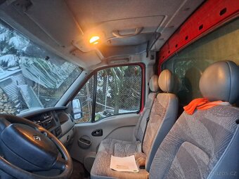 Plachtová dodávka Renault Master 2,5 dci - 7