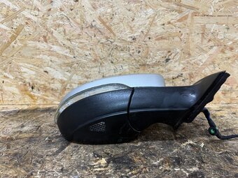 PRAVÉ ZPĚTNÉ ZRCÁTKO VW PASSAT B7 LA7W 7 PIN - 7