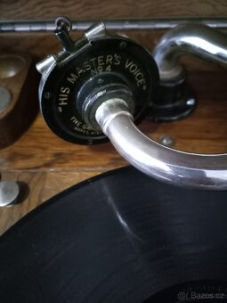 Salónní gramofon His Masters Voice - 7