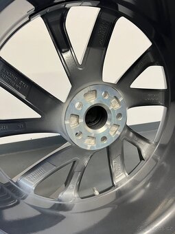 ❄️ Zimní Alu kola Vega, Škoda Kodiaq, 5x112 r20 - 7
