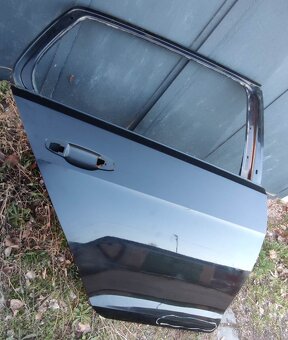 VW Golf 7 hatchback zadní dveře prave Golf VII - 7