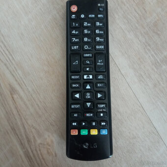Prodám LG 49LH630V - 7