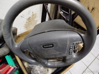 Volvo V70 d5 typ 2 od roku 2000 ,volvo v70 typ 1do roku 99 - 7