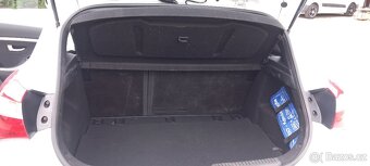 Hyundai i30 1.6 CRDi - 7