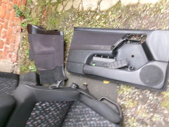 VW GOLF 3 , 3,5 - interier , sedačky, tapeci - 7