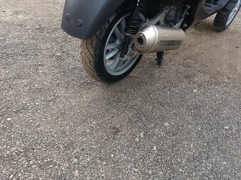 Piaggio mp3 400LT CZ doklady v ceně na řidičák sk.B černá - 7