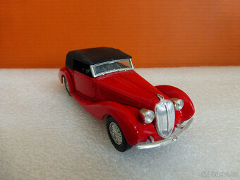 modely aut 1:43 12. - 7