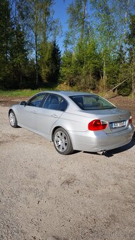 BMW E90 325i - 7