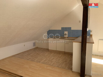 Pronájem bytu 1+kk, 58 m², Vojkovice - 7