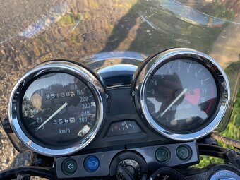 Kawasaki ZRX 1100 ( r.v. 1999 / 78kW ) - 7