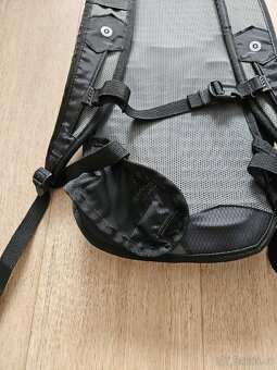 Cyklo/běžecký batůžek Husky, cca 10l - 7