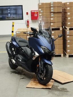 Yamaha Tmax - 7