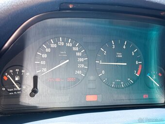 BMW E34 520iA M50 automat - 7