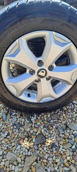 Originál alu Dacia Duster s letním pneu - 7