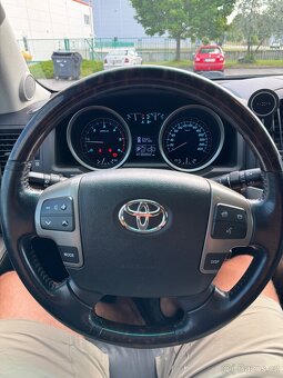 Land Cruiser 200 V8 4,5 D - 7
