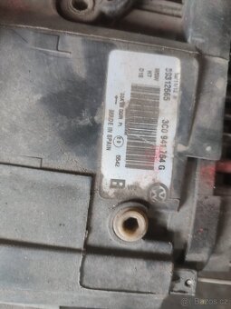 VW PASSAT B6 - XENONY - 7